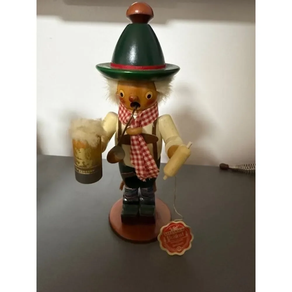 Steinbach Oktoberfest Chubby Drinking / smoking Nutcracker Made in Germany